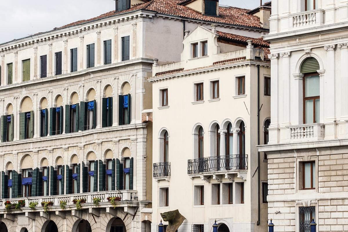 Palazzina Grassi 5* Venecia
