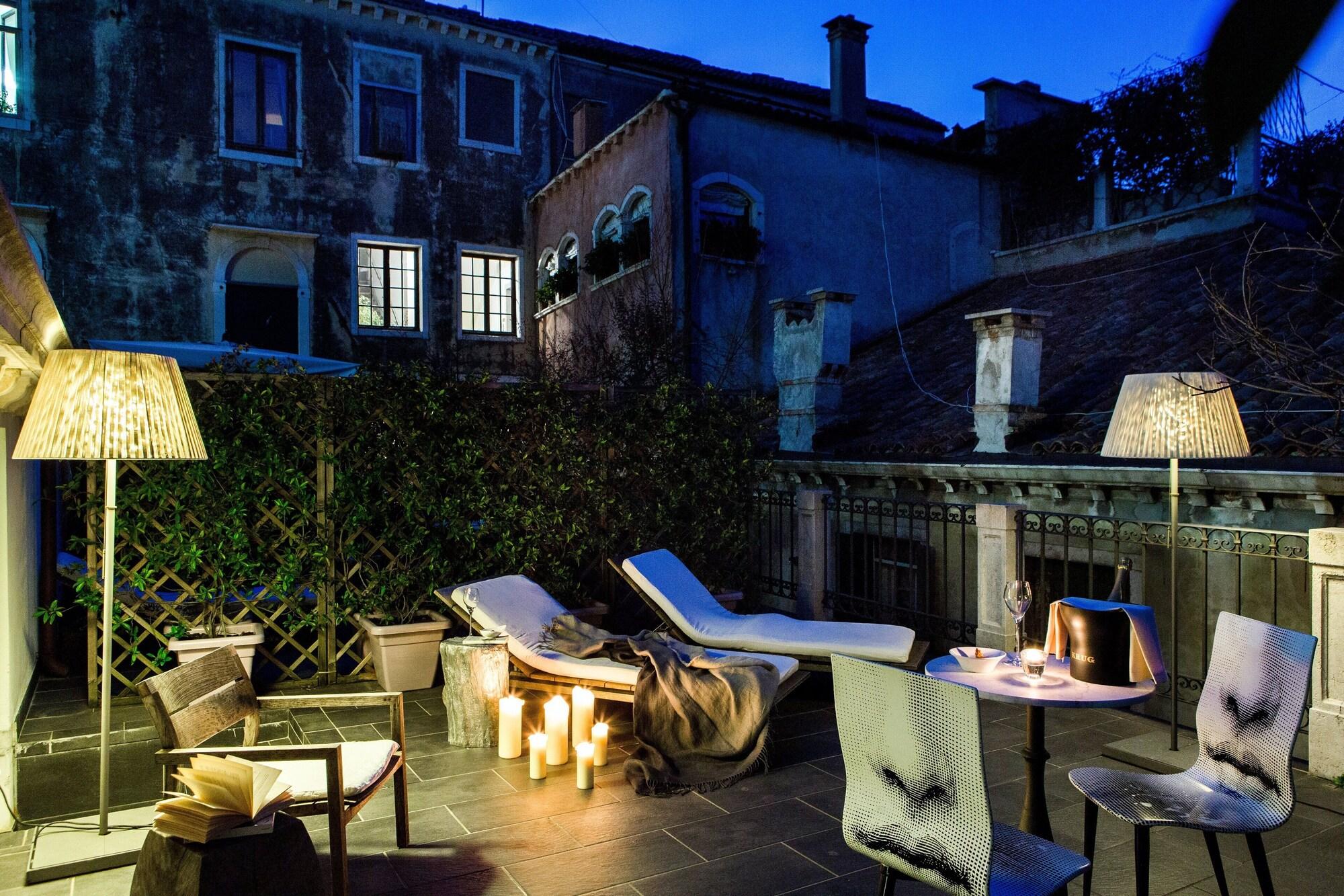 Palazzina Grassi 5* Venecia